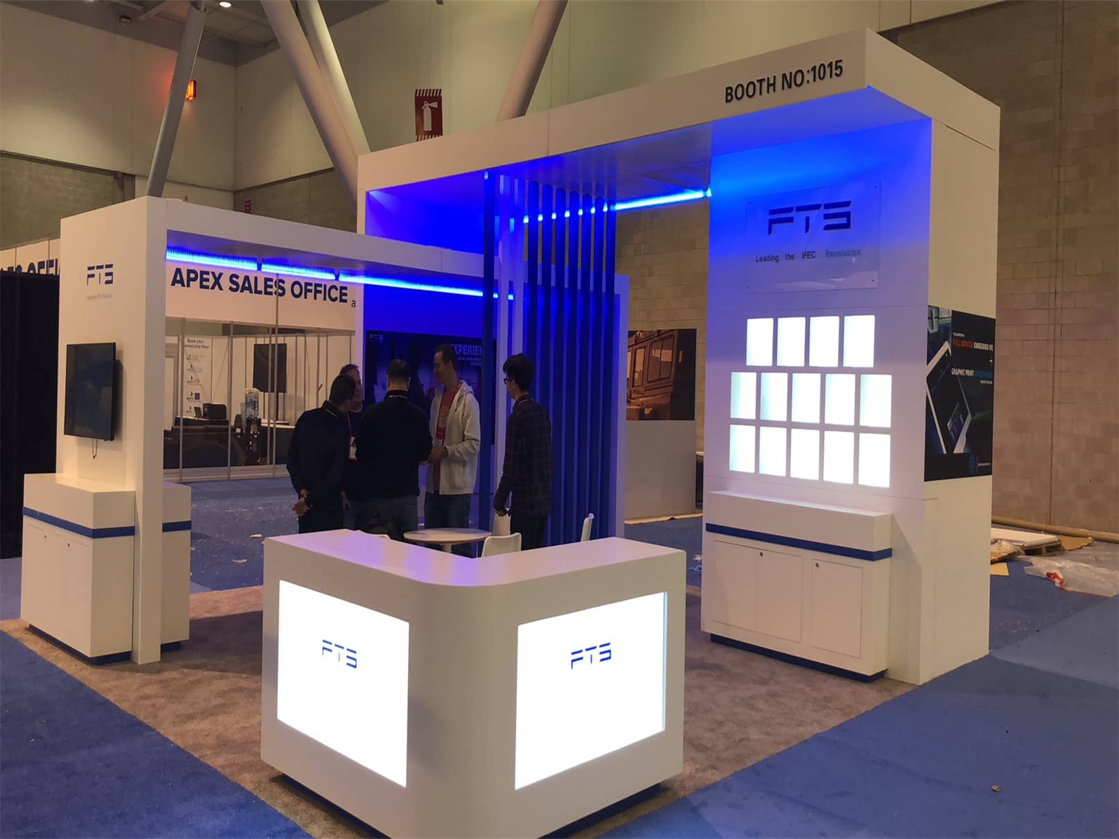 Trade show booth lighting design