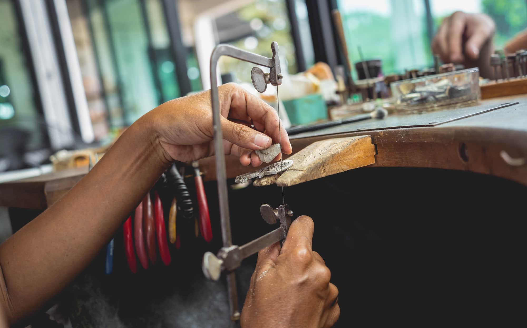 Master class in a large workshop for the manufacture of handmade jewelry.