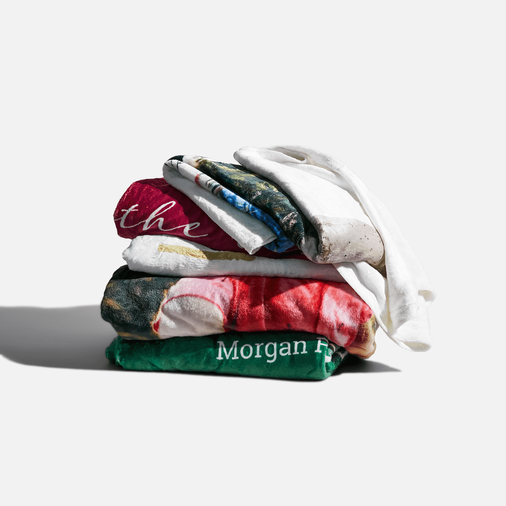 Personalized blankets as wedding favors