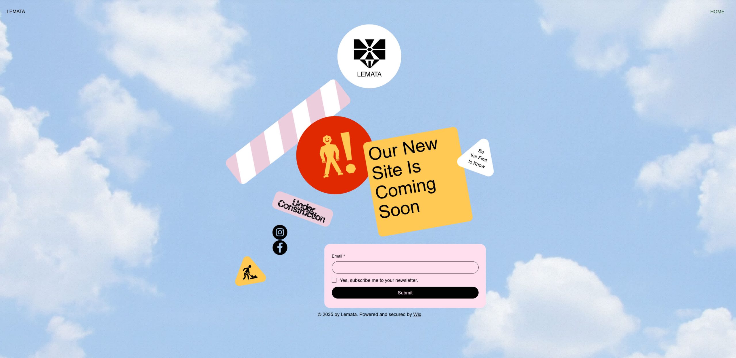 A scrapbook website design using blocks and stickers all well placed