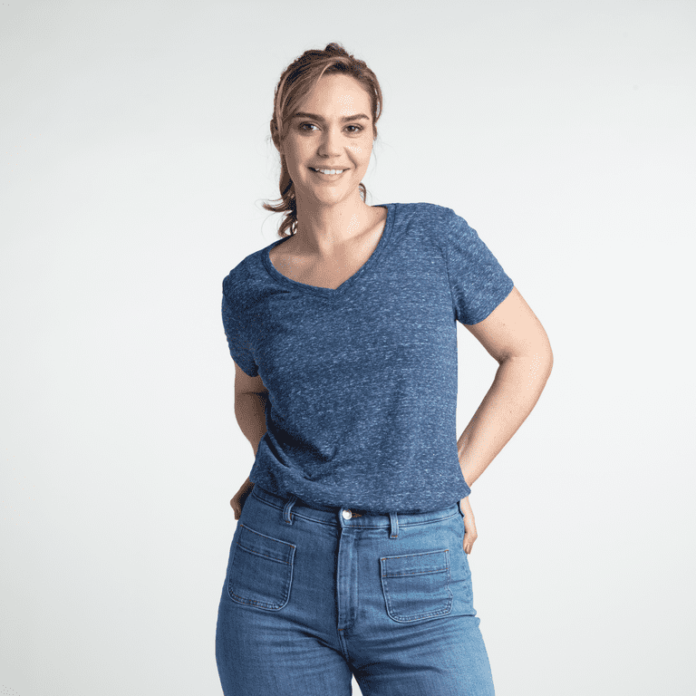 V-neck type of T-shirt