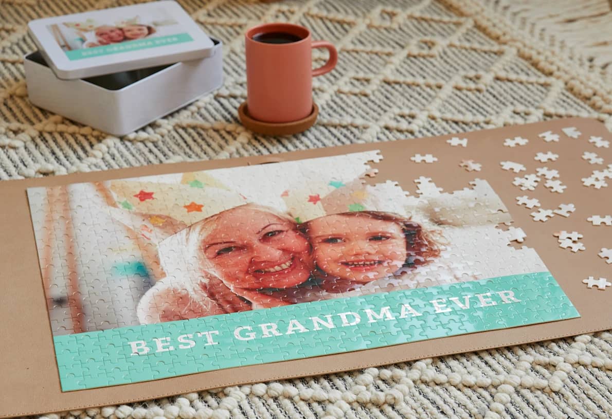 A photo puzzle that says “Best Grandma Ever”